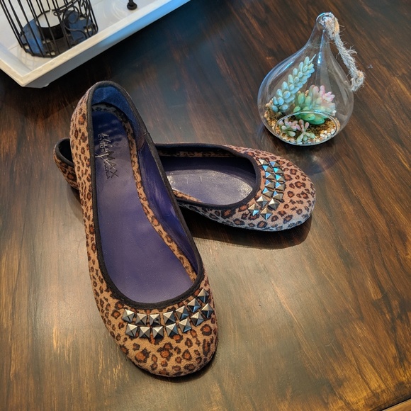 Miley Cyrus & Max Azria Shoes - Miley Cyrus leopard flats